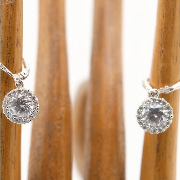 Stunning Sterling Silver Rhinestone Sparklers 🙌🏻✨⏰💭🤝⌛️ - Picture 2 of 14